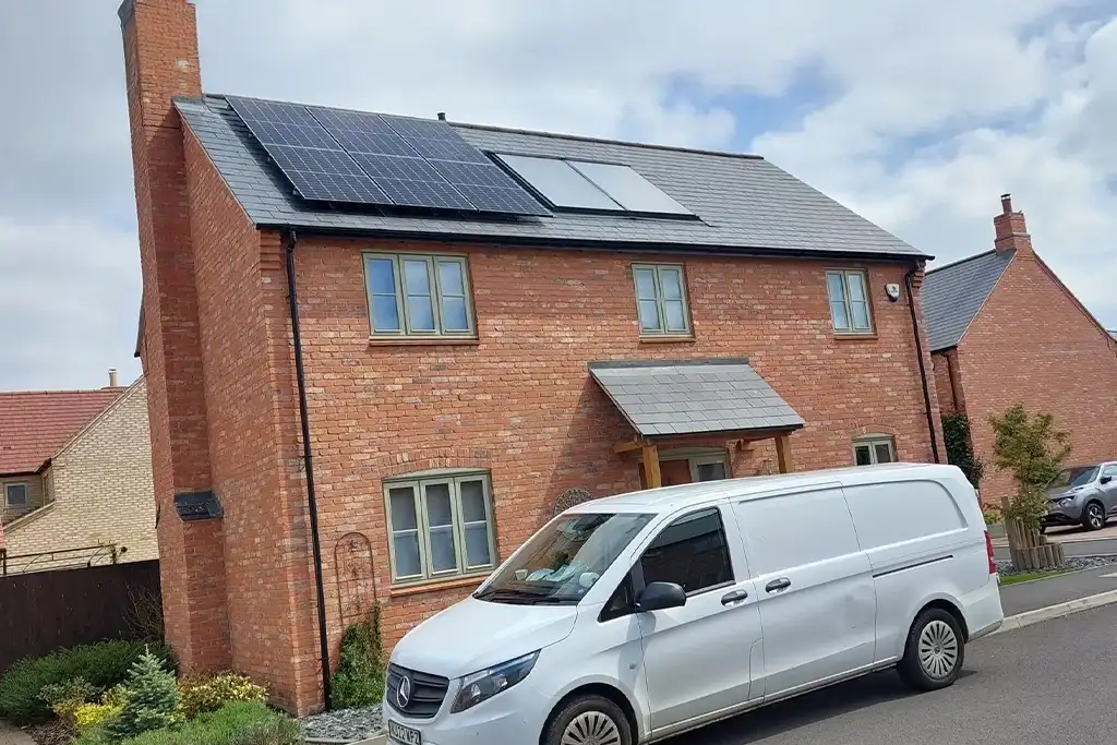 On roof panel design